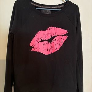Pink kiss Victoria's Secret black sweatshirt size Small